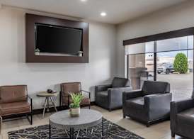 Best Western Plus Denton Inn & Suites 2