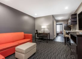 Hawthorn Extended Stay by Wyndham Columbus West 5