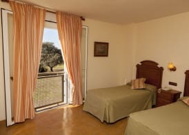 Hotel Paraje La Lambra 3