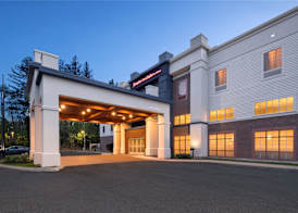 Hampton Inn & Suites Berkshires-Lenox 4