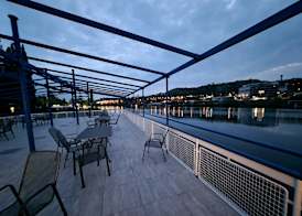 Botel Racek 2