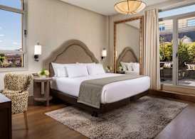 NH Collection Madrid Paseo del Prado 4