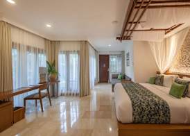 Legian Beach Hotel 5