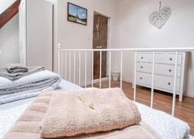 Blue Lotus Hotel & Hostel 5