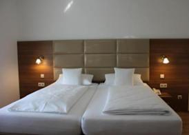 Hotel Rheinbrücke 3