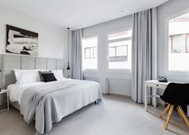Luxury Apartments in Plaka by UPSTREET 5