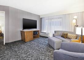 Courtyard by Marriott Secaucus Meadowlands 4