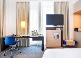 Novotel Abu Dhabi Al Bustan 4
