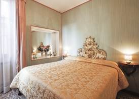 Palazzetto San Lio, Rialto 4