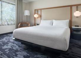 Fairfield Inn Rochester Airport 4