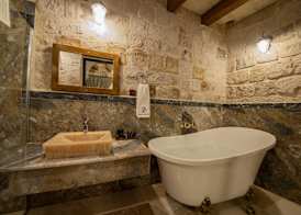 Ares Cave Suites 5