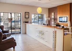 Marine Square Luxury Suites 2