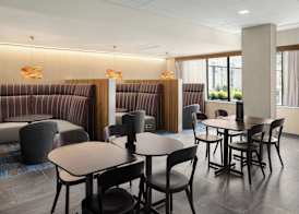 Courtyard by Marriott Seattle Northgate 4