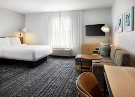 TownePlace Suites Dulles Airport 4