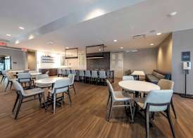 Residence Inn by Marriott Richmond at the Notch 2