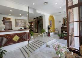 Basic Hotel Puerta de Sevilla 2