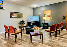 The Best Inn & Suites 4