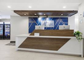 Holiday Inn Express & Suites Raleigh West - Lenovo Center by IHG 3