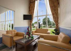 Days Inn by Wyndham - Cape Cod 3