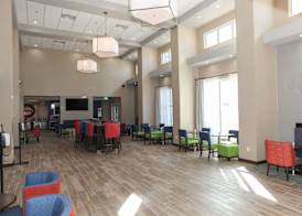 Hampton Inn & Suites Lafayette 5