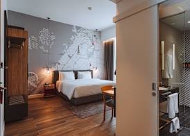 Ink Hotel 5