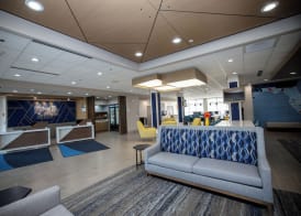 Holiday Inn Express & Suites TAMPA STADIUM - AIRPORT AREA by IHG 2