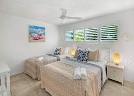Chez Noosa Holiday Apartments 3