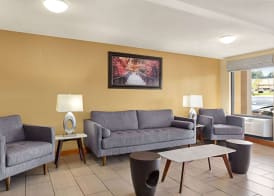 Howard Johnson by Wyndham Pigeon Forge 3