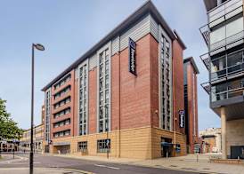 Travelodge Sheffield Central 3