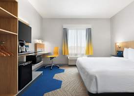 Microtel Inn & Suites by Wyndham Lachute 4