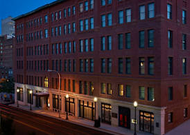 Hotel Savoy Kansas City, Tapestry Collection by Hilton 2