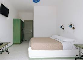 Pnoi Hotel 4