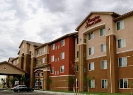 Hampton Inn & Suites Bakersfield North-Airport 2
