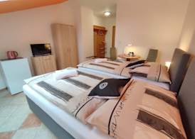 Hotel 28 5