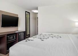 Sleep Inn & Suites near Westchase 5