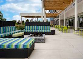 Home2 Suites By Hilton Grand Rapids Airport 5