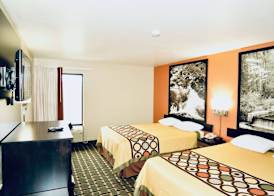 Super 8 by Wyndham Crossville TN 5