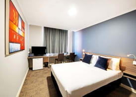 28 Hotel 4