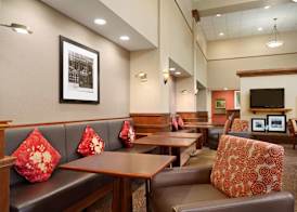 Hampton Inn & Suites Williamsburg-Central 5