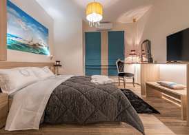 Koukaki Luxury Suites 2