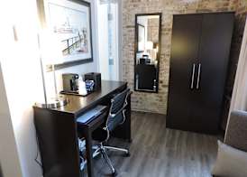 Best Western Plus St. Christopher Hotel 5