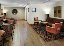 Hampton Inn Portage 3