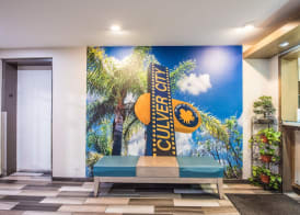Travelodge by Wyndham Culver City 5