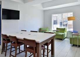 Holiday Inn Express & Suites CARTHAGE by IHG 3