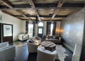 Mulberry Inn 4