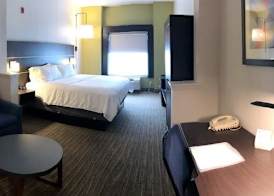 Holiday Inn Express & Suites DECATUR by IHG 5