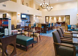 Hampton Inn & Suites Baton Rouge/Port Allen 2