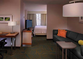 SpringHill Suites by Marriott Waterford / Mystic 4