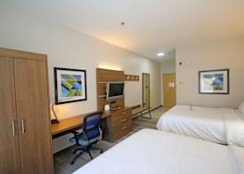 Holiday Inn Express & Suites GREENSBORO-EAST by IHG 4