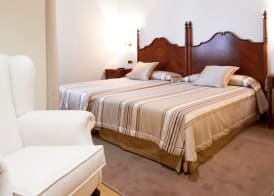 Hotel Campoamor 5